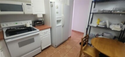 1985 S Ocean Dr in Hallandale Beach, FL - Foto de edificio - Building Photo