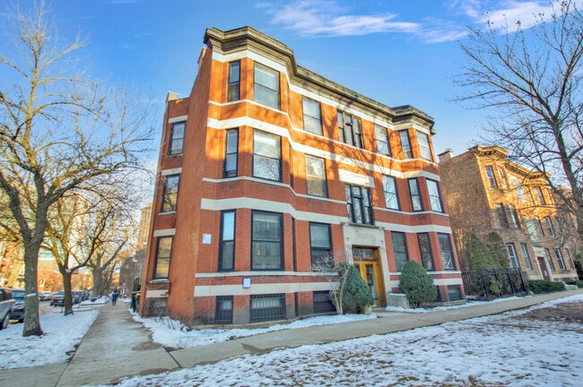 property at 3725 N Fremont St