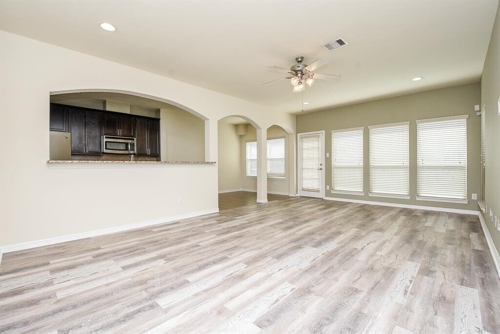 8908 Clovermist Dr in Houston, TX - Building Photo