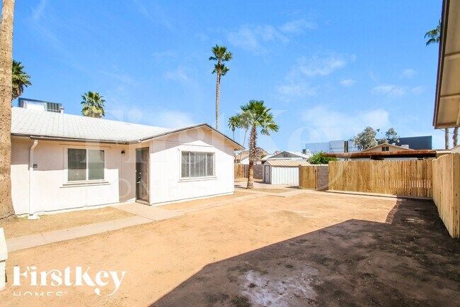 5213 S 47th Pl in Phoenix, AZ - Building Photo - Building Photo