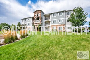 1823 Crest Rd in Saratoga Springs, UT - Building Photo