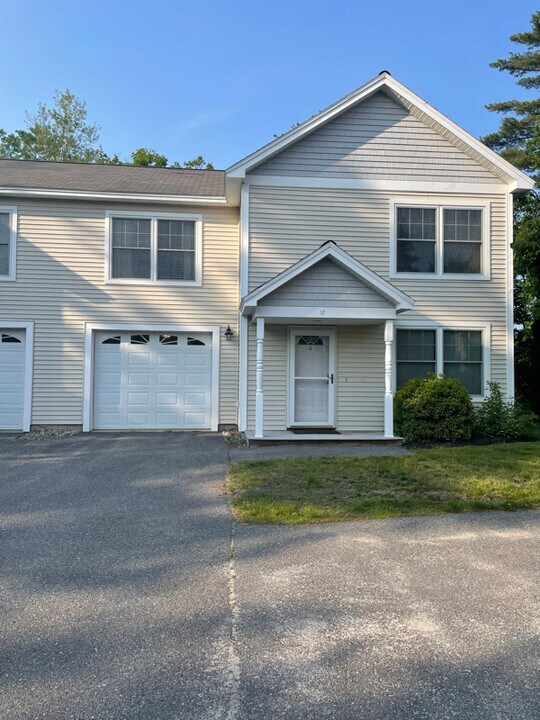 17 Jarita Ct in Portland, ME - Building Photo