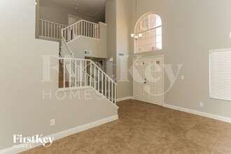 1651 Heather Ridge Rd in North Las Vegas, NV - Building Photo - Building Photo
