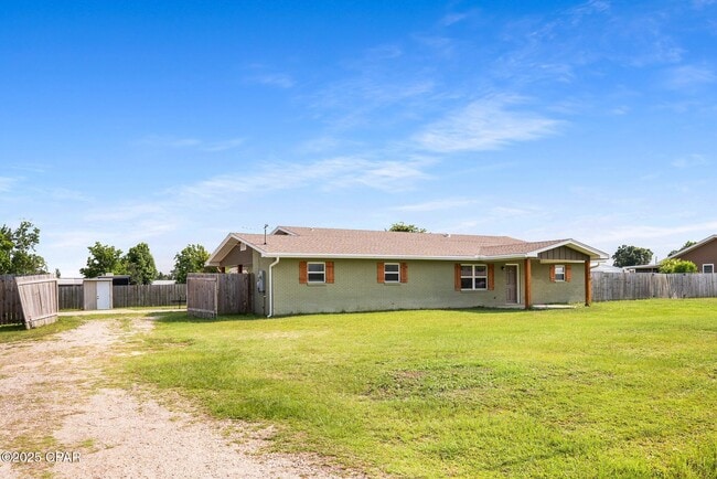 2610 E 40th Plaza in Panama City, FL - Building Photo - Building Photo