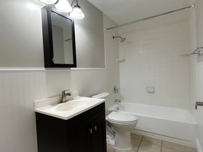 951 Bird Bay Ct, Unit 203 in Lake Mary, FL - Building Photo - Building Photo