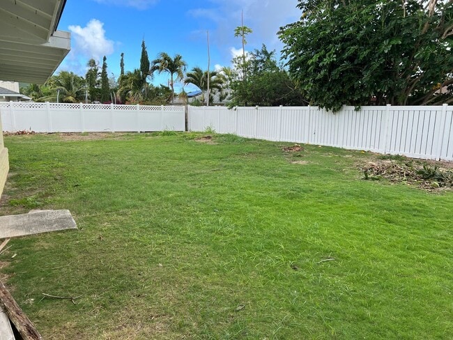 850 Maluniu Ave in Kailua, HI - Building Photo - Building Photo