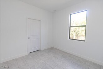 1032 N Hilton Cir in La Belle, FL - Building Photo - Building Photo