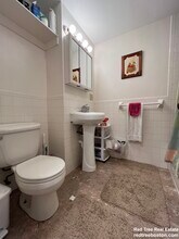 140 Kenrick St, Unit #4 in Boston, MA - Building Photo - Building Photo