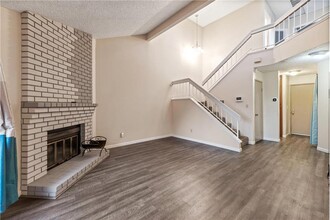 126 Sheffield in Hercules, CA - Building Photo - Building Photo