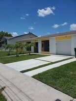 14310 NW 12th Ave in Miami, FL - Building Photo