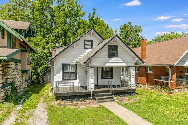 3542 College Ave in Kansas City, MO - Building Photo - Building Photo