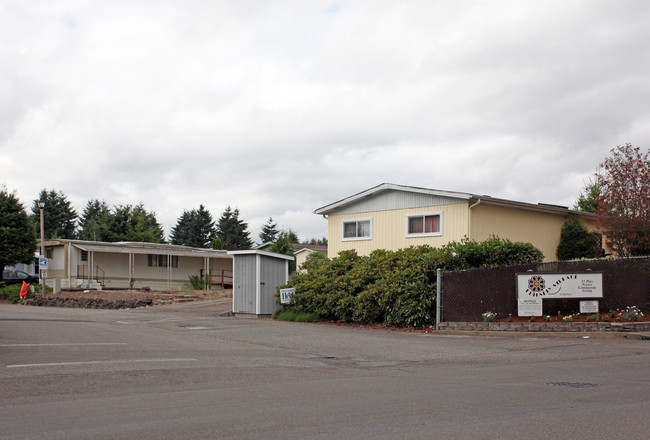 Friendly Ridge Mobile Home Park in Olympia, WA - Building Photo - Building Photo