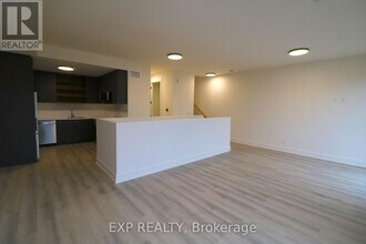 3 Abbot St in St Catharines, ON - Building Photo - Building Photo