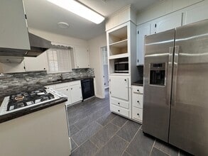 1821 Mars Dr in Bossier City, LA - Building Photo - Building Photo