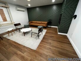 1 Newcomb St in Boston, MA - Building Photo