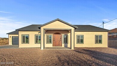 1251 Avenida Gandara, Unit 1019 in Rio Rico, AZ - Building Photo - Building Photo