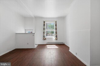 525 Morse St in Philadelphia, PA - Building Photo - Building Photo