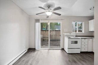 Arbor Place Apartments in Gresham, OR - Foto de edificio - Building Photo