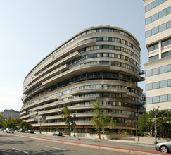 Watergate East Residences in Washington, DC - Building Photo - Building Photo