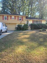 2310 Shancey Ln in College Park, GA - Building Photo - Building Photo