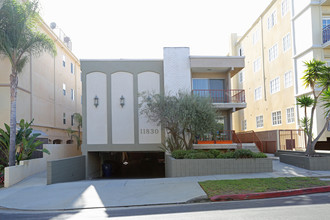 11830 Dorothy St in Los Angeles, CA - Building Photo - Building Photo