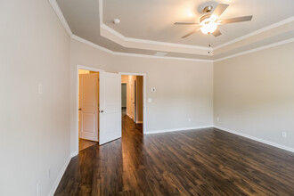 1115 Spring Marsh Ct NE in Gainesville, GA - Building Photo - Building Photo