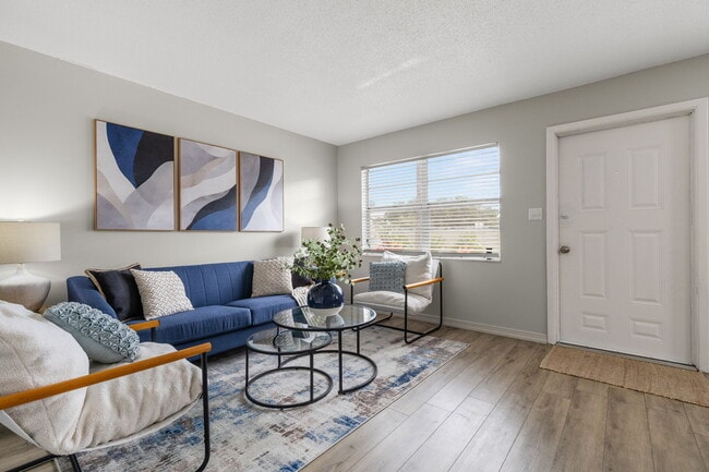 Park 29 Apartments in Pinellas Park, FL - Building Photo - Building Photo