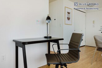 4-75-75 48th Ave in Queens, NY - Building Photo - Building Photo