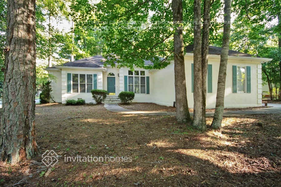 235 Fairview Chase Rd in Covington, GA - Building Photo