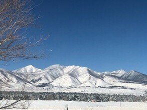 6015 E Morningside Rd in Flagstaff, AZ - Foto de edificio - Building Photo