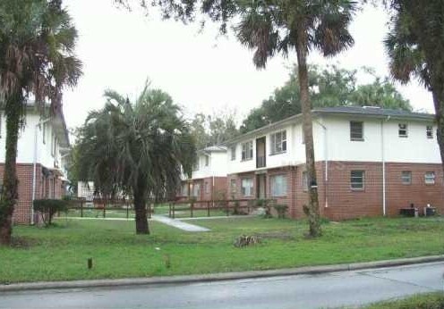 Howry Garden Apartments in DeLand, FL - Building Photo