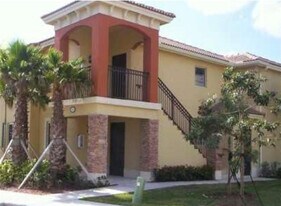 970 NE 34th Ave in Homestead, FL - Building Photo