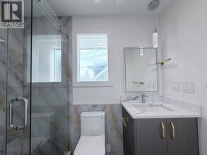 10XX E 62nd Ave in Vancouver, BC - Building Photo - Building Photo