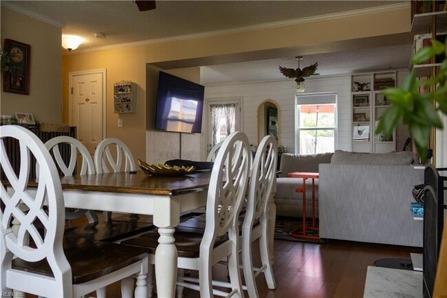 1892 Monument Dr, Unit 1512 in Virginia Beach, VA - Building Photo - Building Photo