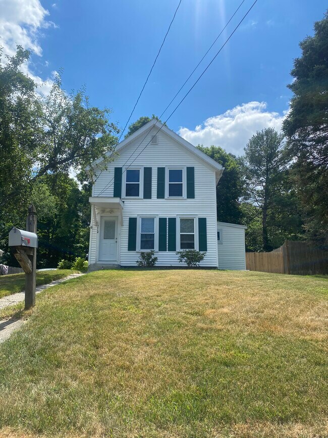 1133 Commercial St Rentals in Weymouth, MA