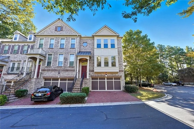 3655 E Paces Walk in Atlanta, GA - Foto de edificio - Building Photo