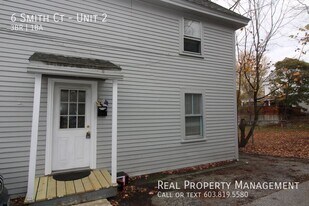 6 Smith Ct in Farmington, NH - Building Photo