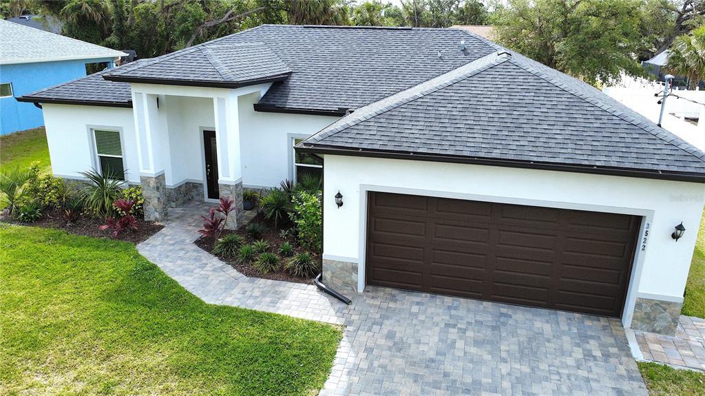 3522 Cunliffe Rd in North Port, FL - Building Photo
