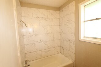 3111 Long Meadow Dr in Baytown, TX - Building Photo - Building Photo