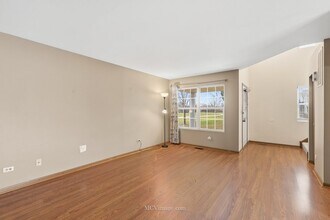 2175 Dalewood Ct in Plainfield, IL - Building Photo - Building Photo