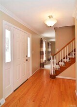 8152 Fairfield Cir in Village of Clarkston, MI - Building Photo - Building Photo