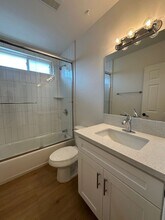 2226 Voorhees Ave in Redondo Beach, CA - Building Photo - Building Photo