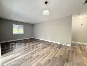 4111 S Semoran Blvd in Orlando, FL - Building Photo - Building Photo