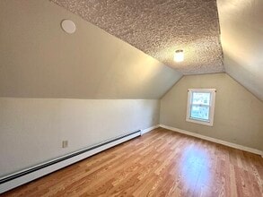 569 Main St, Unit #2 in Medford, MA - Building Photo - Building Photo