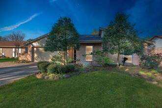 16814 Cobble Ridge Dr in Sugar Land, TX - Building Photo - Building Photo