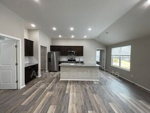 656 S Southgate Dr in Nixa, MO - Building Photo - Building Photo