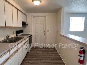 1016 E Seneca Ave in Tampa, FL - Building Photo - Building Photo