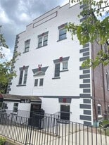 94 4th Ave in Bay Shore, NY - Building Photo