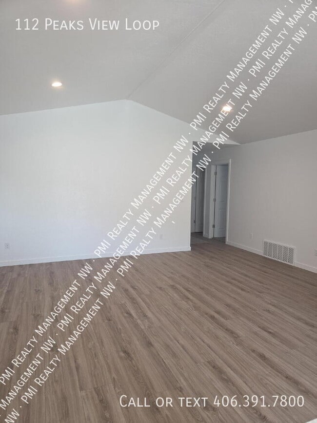 112 W View Dr in Kalispell, MT - Building Photo - Building Photo