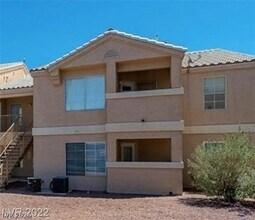 1830 N Pecos Rd in Las Vegas, NV - Building Photo - Building Photo